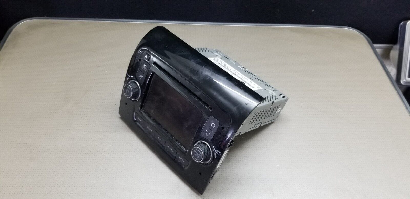 Relay Boxer 2018 Blutooth DAB sat nav head unit 07356838800/ NO code - Image 5