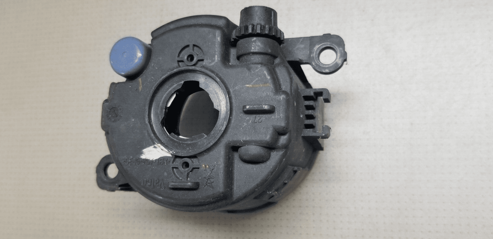 Renault Scenic Front Bumper Left Fog Light 2016 TO 2020 8200074008 Genuine - Image 9