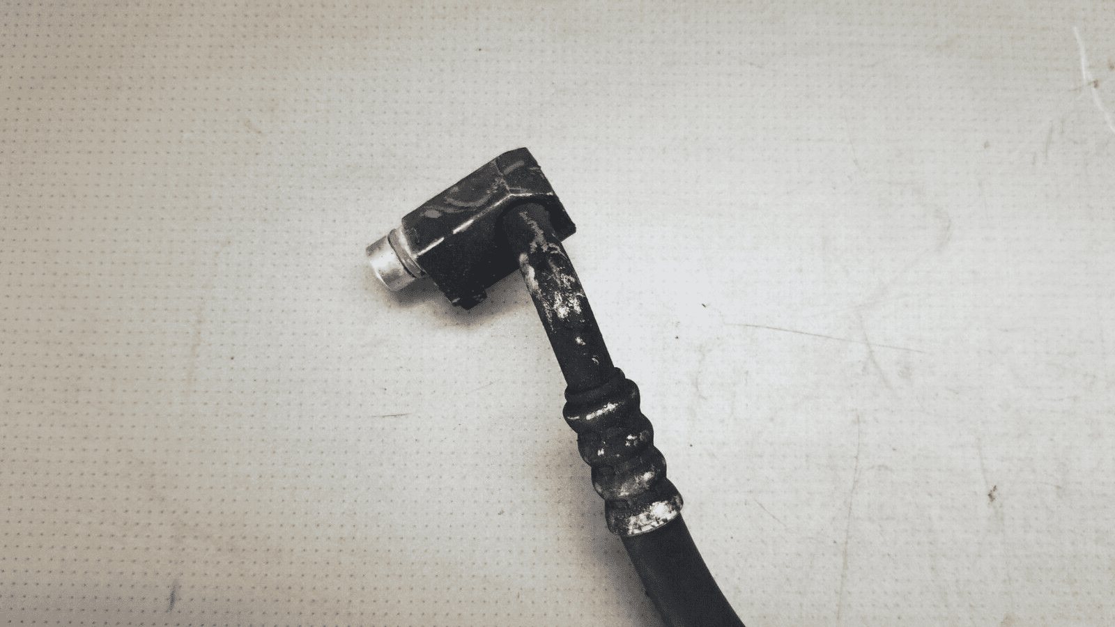 Renault TRAFIC 8200413353 Tube Air Con - Image 4