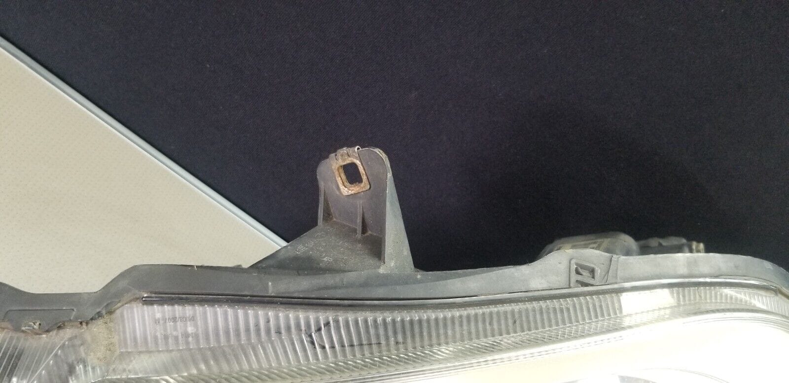 Renault Trafic 2007 Mk2 Nsf Passengers Front Left Headlight 8200701359 - Image 3