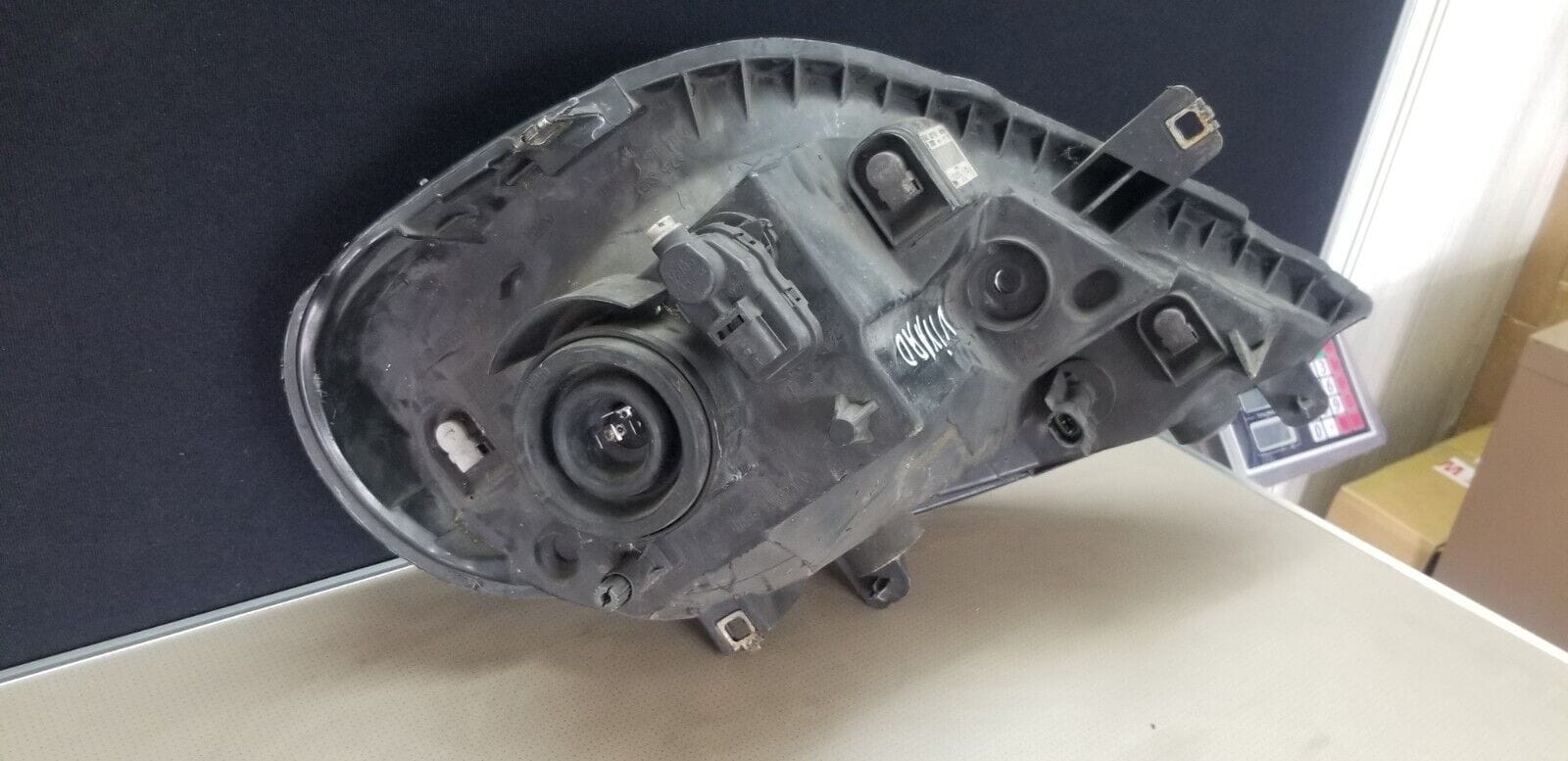 Renault Trafic 2007 Mk2 Nsf Passengers Front Left Headlight 8200701359 - Image 7