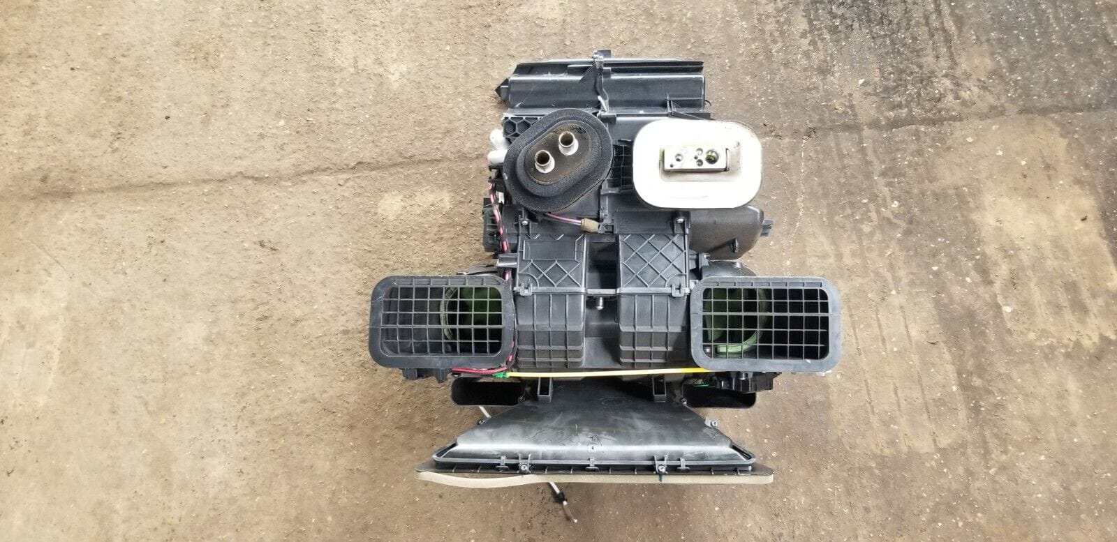 Renault Trafic MK3 2015-22 Heater Matrix Box with Air Con |O - Image 8
