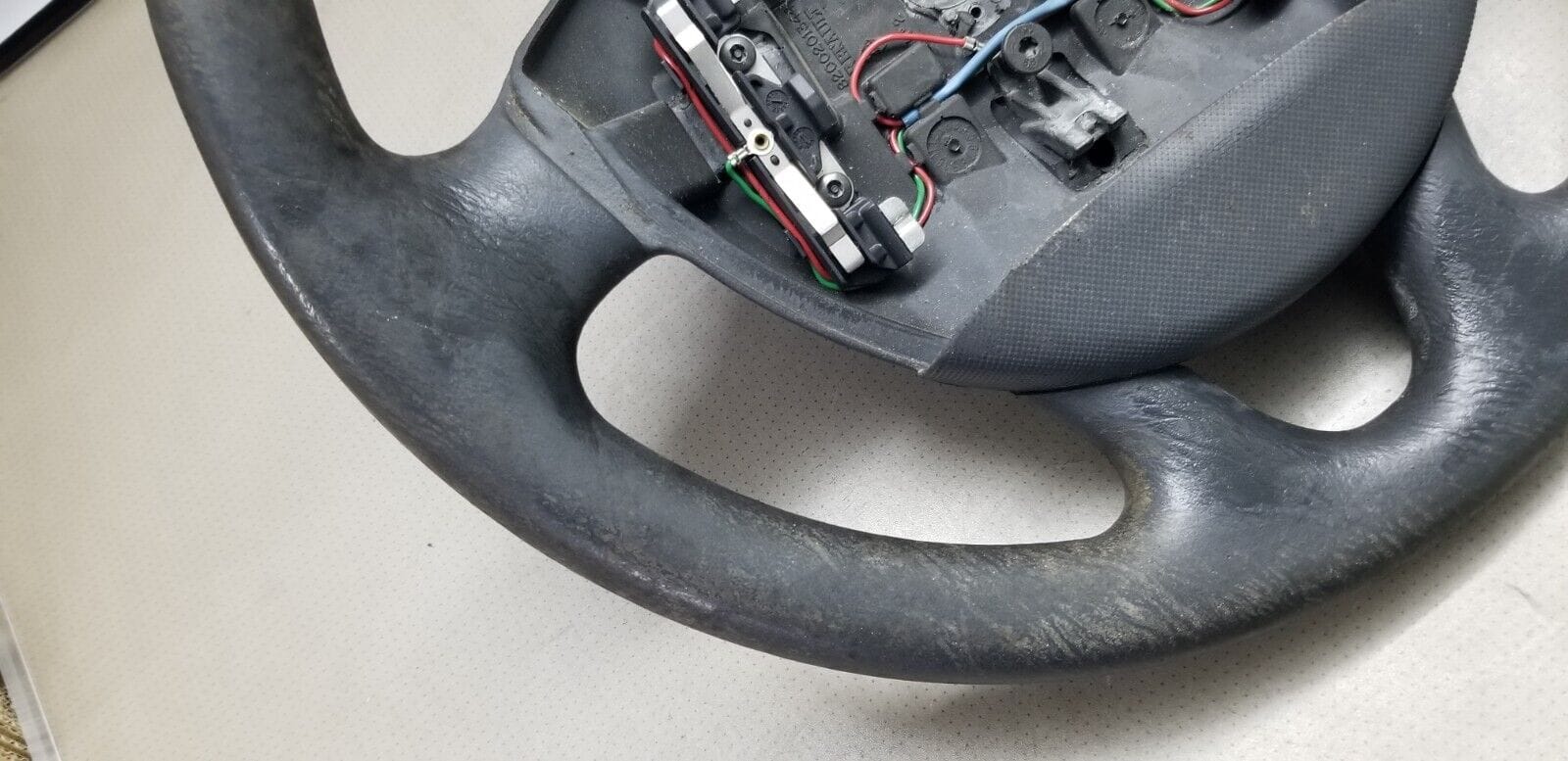 Renault Trafic Vauxhall Vivaro MK2 Steering Wheel 8200201344 - Image 6