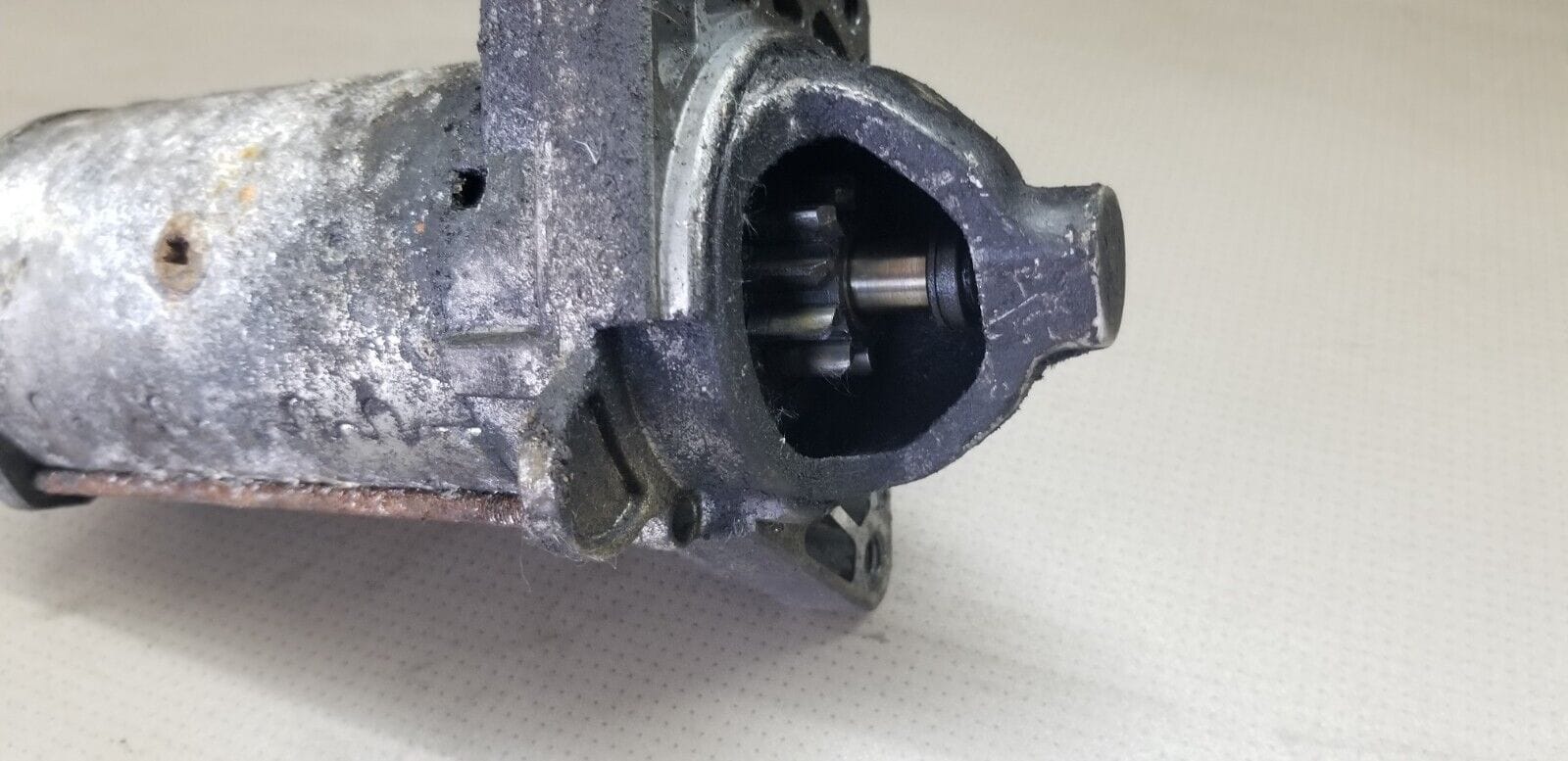 Renault Trafic starter motor 1.6 DIESEL 2016 - Image 4