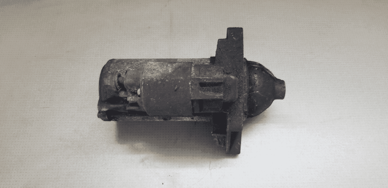 Renault Trafic starter motor 1.6 DIESEL 2016