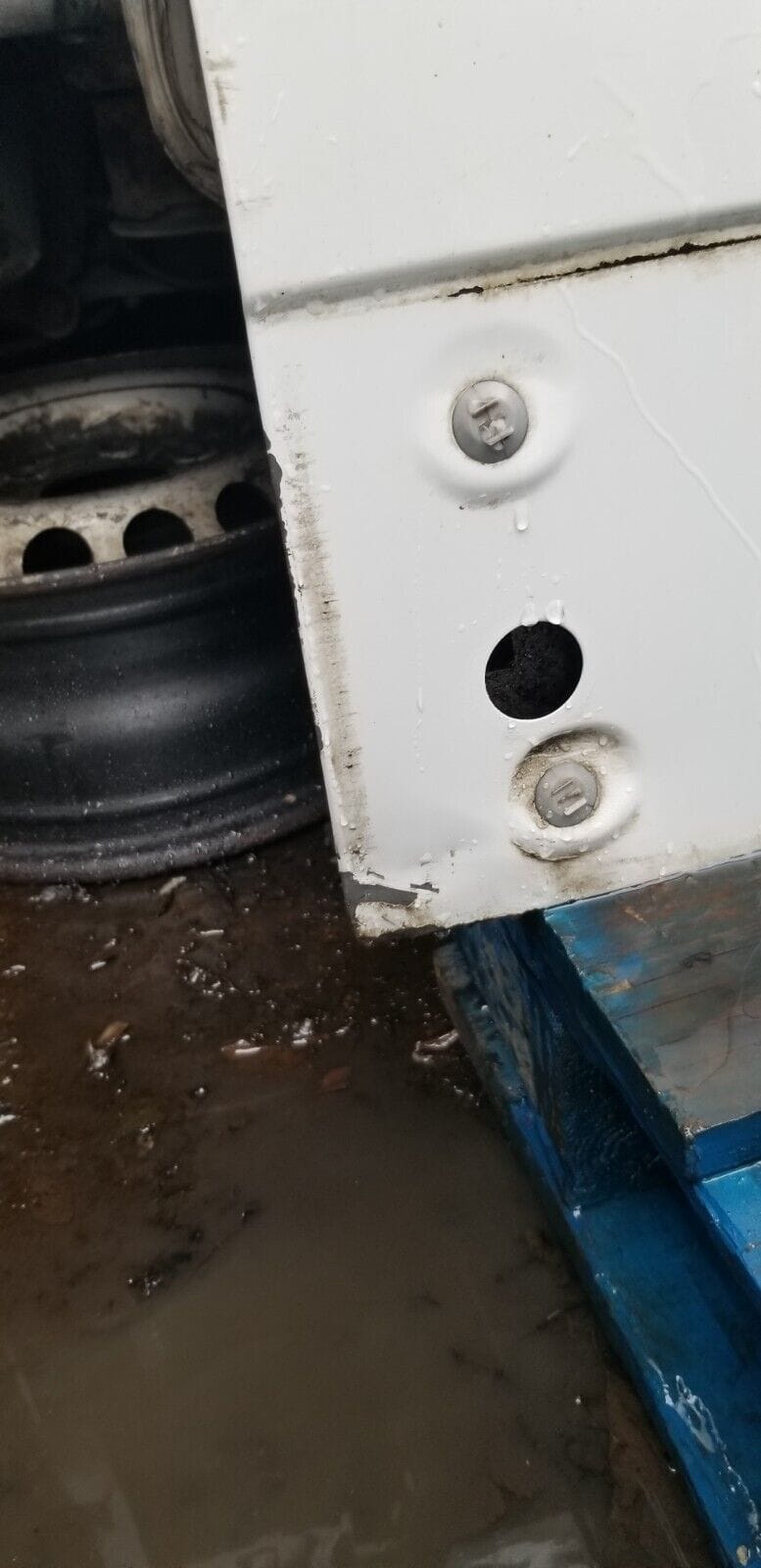 Side Sliding Door Loading Vauxhall Vivaro White - Image 5