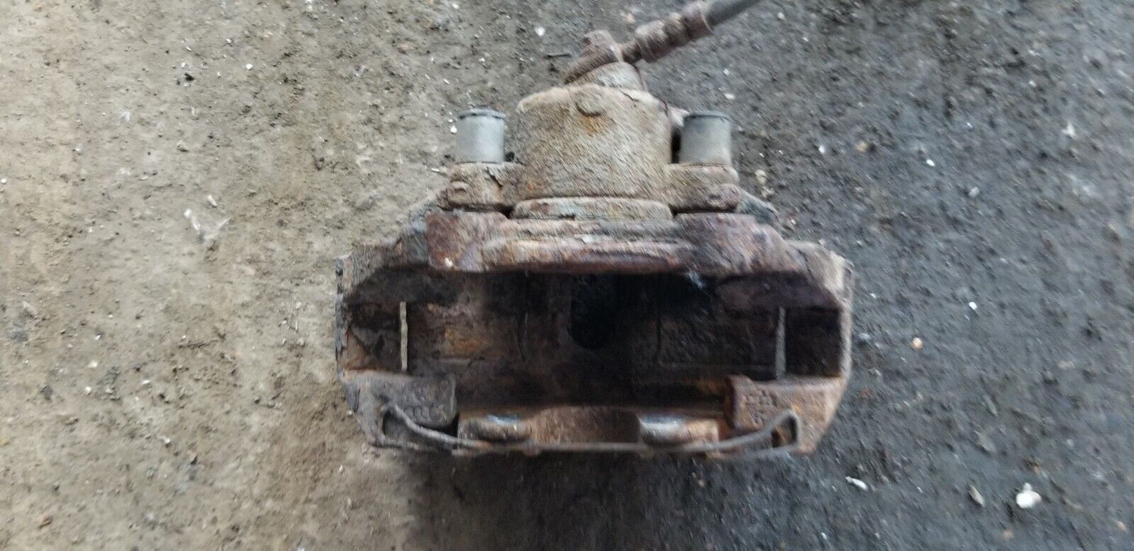 Skoda Rapid 1.6 Diesel 2016 Front Right Side Brake Caliper |O - Image 4