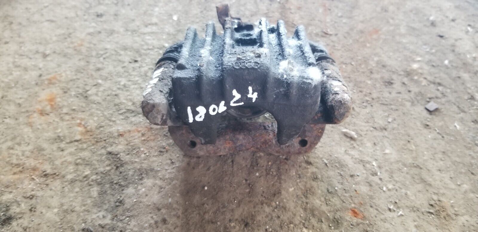 Skoda Rapid 1.6 Diesel 2016 Rear Right Brake Caliper |O - Image 3