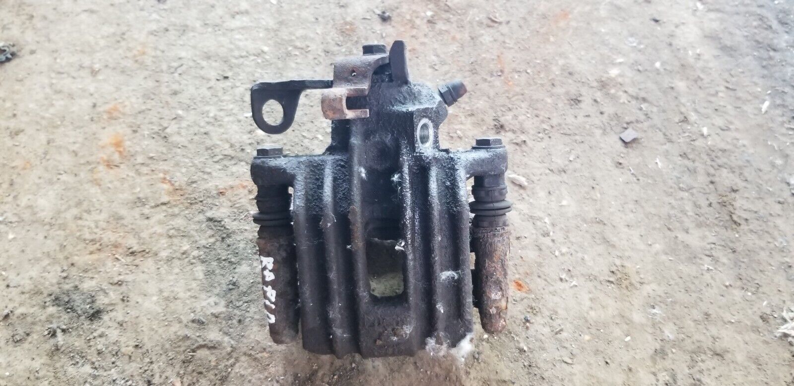 Skoda Rapid 1.6 Diesel 2016 Rear Right Brake Caliper |O