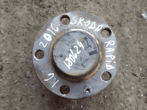 Skoda Rapid 2016 1.6 Diesel Wheel Hub Rear |O
