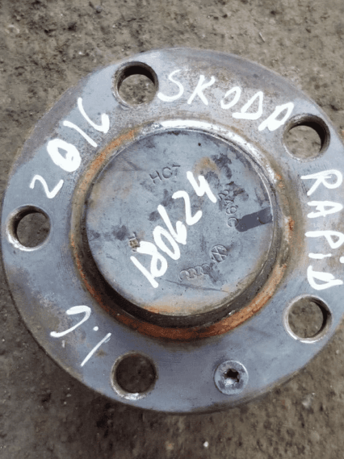 Skoda Rapid 2016 1.6 Diesel Wheel Hub Rear |O
