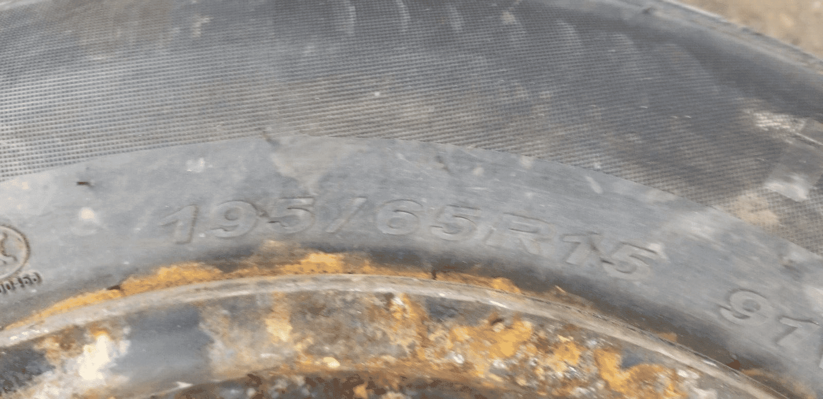 STEEL WHEEL AND TYRE 195/65R15 - Image 7