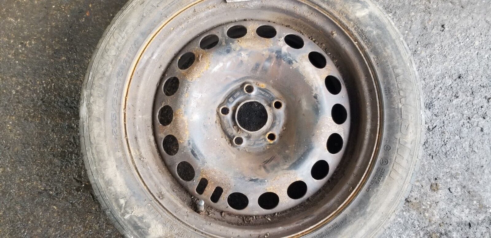 STEEL WHEEL & TYRE 6.5Jx 16H2 205/55R16 - Image 3