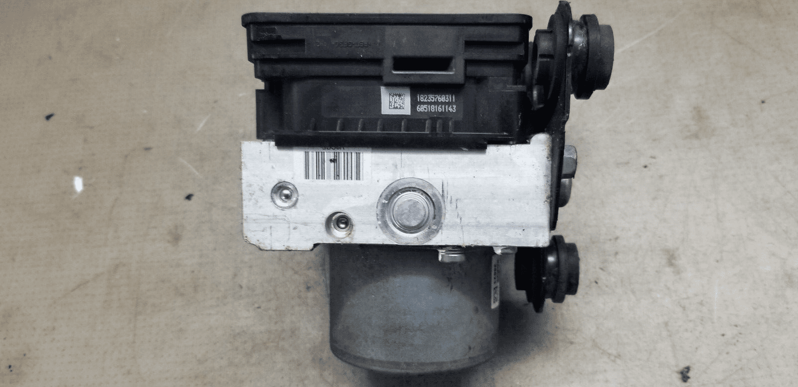 Skoda Rapid ABS hydraulic pump unit 1.6 TDi