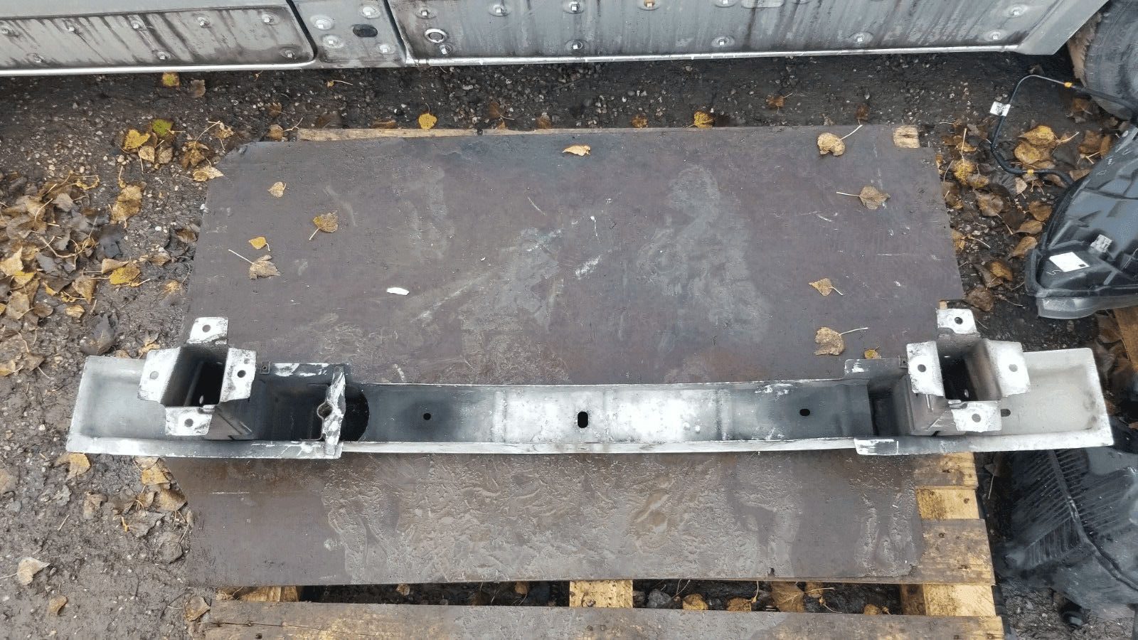 TRAFIC/VIVARO/PRIMASTAR FRONT BUMPER CRUSH BAR - Image 3