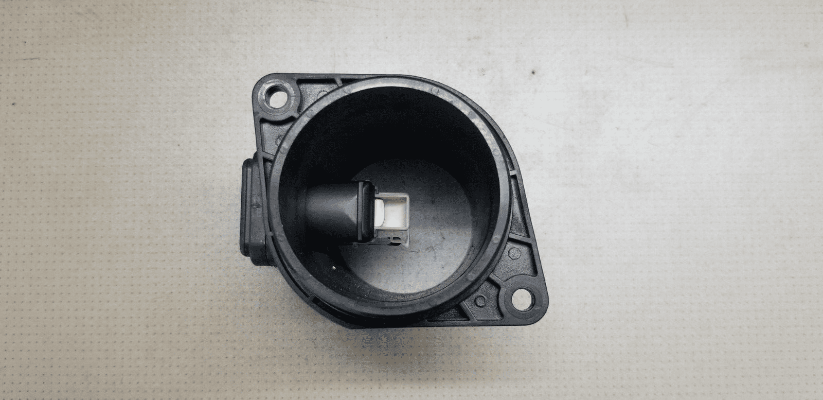 Vauxhall Vivaro 2010 Mass Air Flow Meter Diesel 82002800607 |O