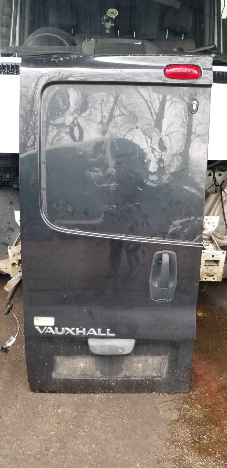 VAUXHALL VIVARO DOOR REAR PASSANGER SIDE NEARSIDE LH 2014 BLACK