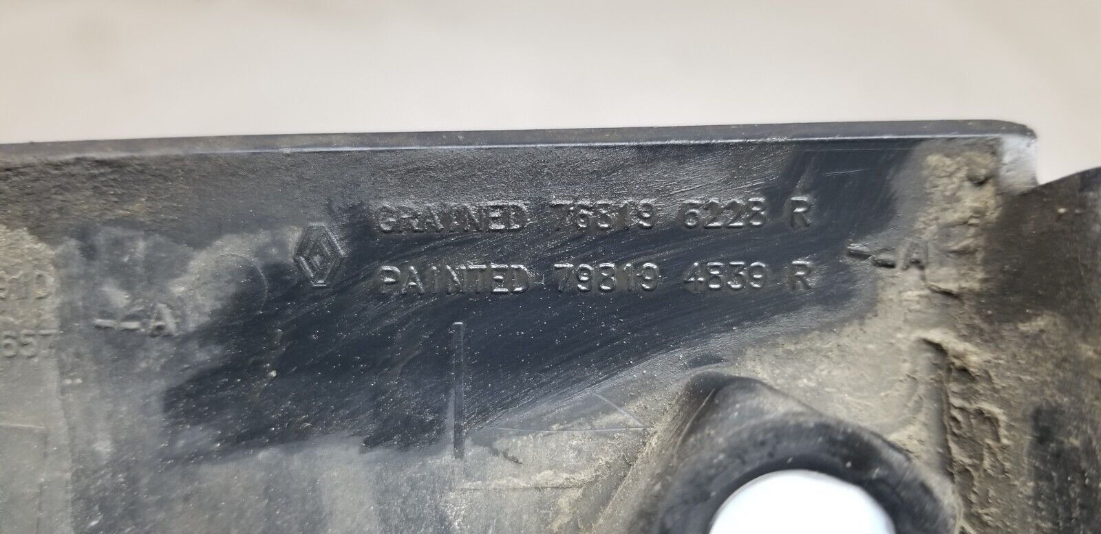 Vauxhall Vivaro Trafic Pillar Trim 768196228R 2015 - 2019 - Image 4