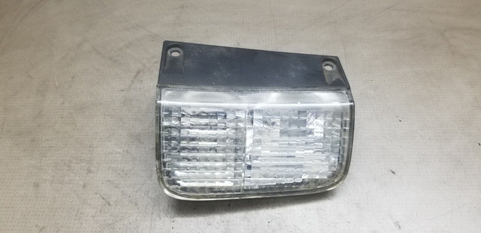 VAUXHALL VIVARO TRAFIC PRIMASTAR REVERSE LIGHT REAR PASSENGER SIDE 2006-2014