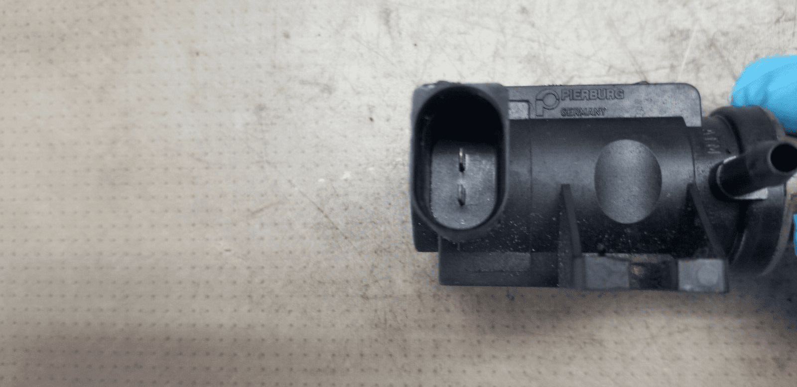 VW CRAFTER Turbo Boost Pressure Solenoid Valve 1K0906627A - Image 4