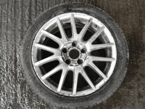 VW Golf MK6 17 inch Alloy Wheel and Tyre 225/45R17 1K0601025AN