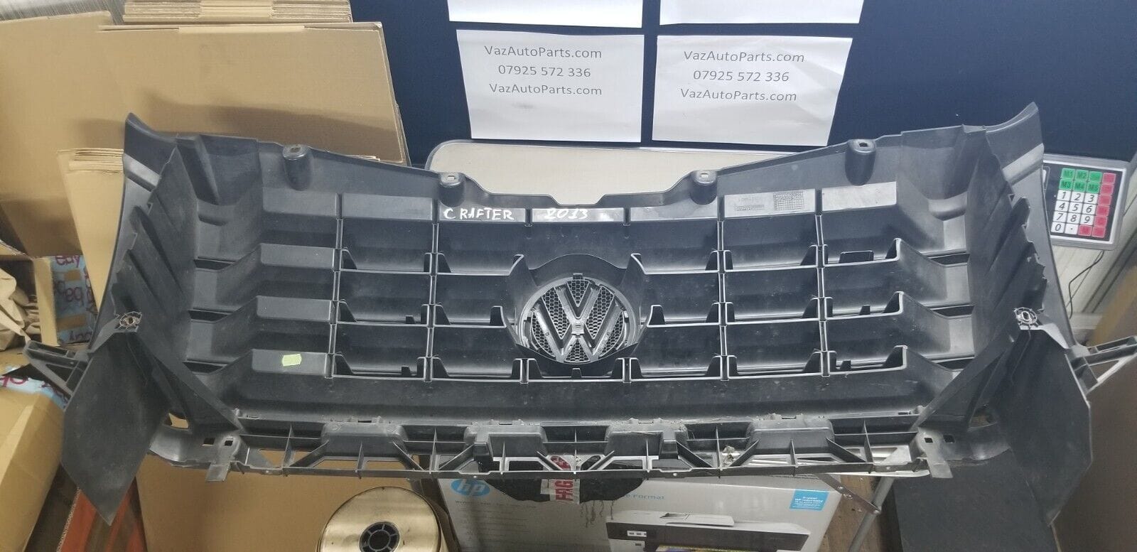 Volkswagen Crafter - Front Grill 2013 Genuine 2E0853653 HVW9068800385 |O - Image 3