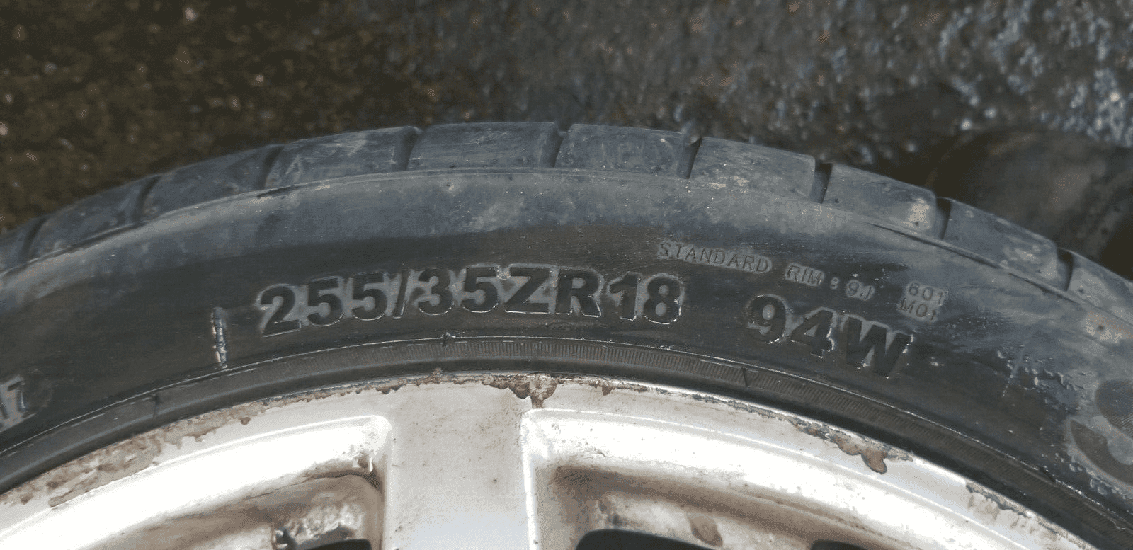 2 MERCEDES C CLASS Alloy Wheels & Tyres 255/35/18 A2044019902 - Image 12