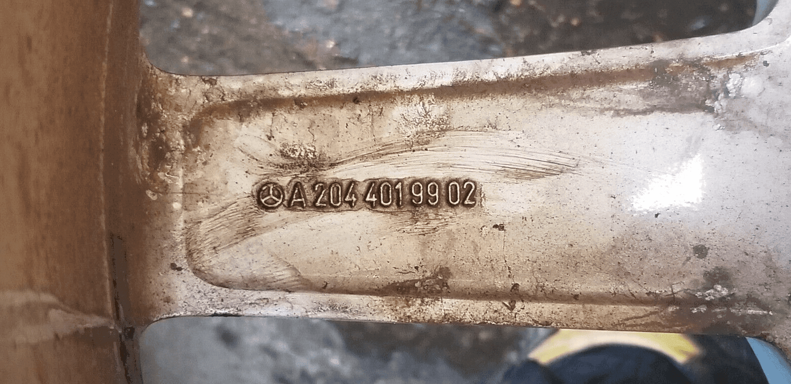 2 MERCEDES C CLASS Alloy Wheels & Tyres 255/35/18 A2044019902 - Image 13