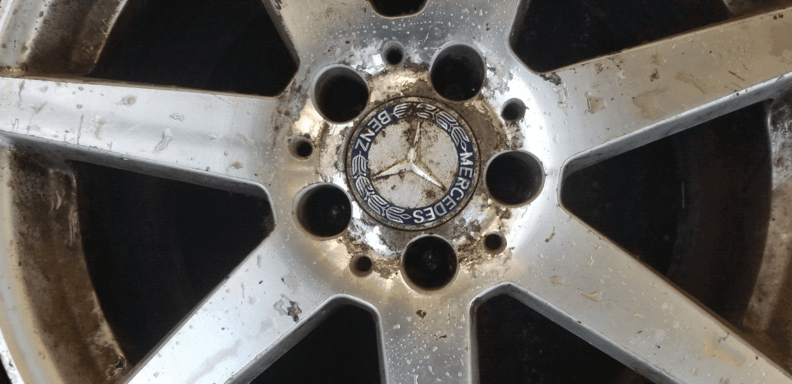 2 MERCEDES C CLASS Alloy Wheels & Tyres 255/35/18 A2044019902 - Image 4