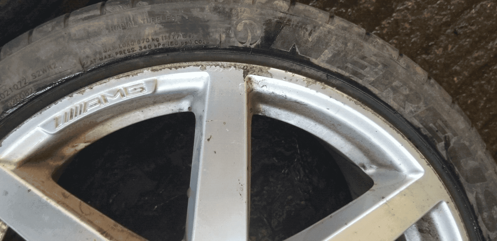 2 MERCEDES C CLASS Alloy Wheels & Tyres 255/35/18 A2044019902 - Image 10