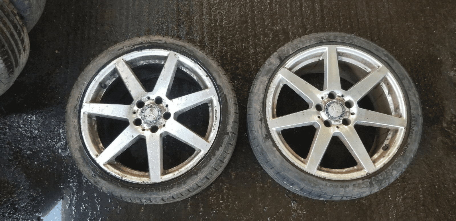 2 MERCEDES C CLASS Alloy Wheels & Tyres 255/35/18 A2044019902