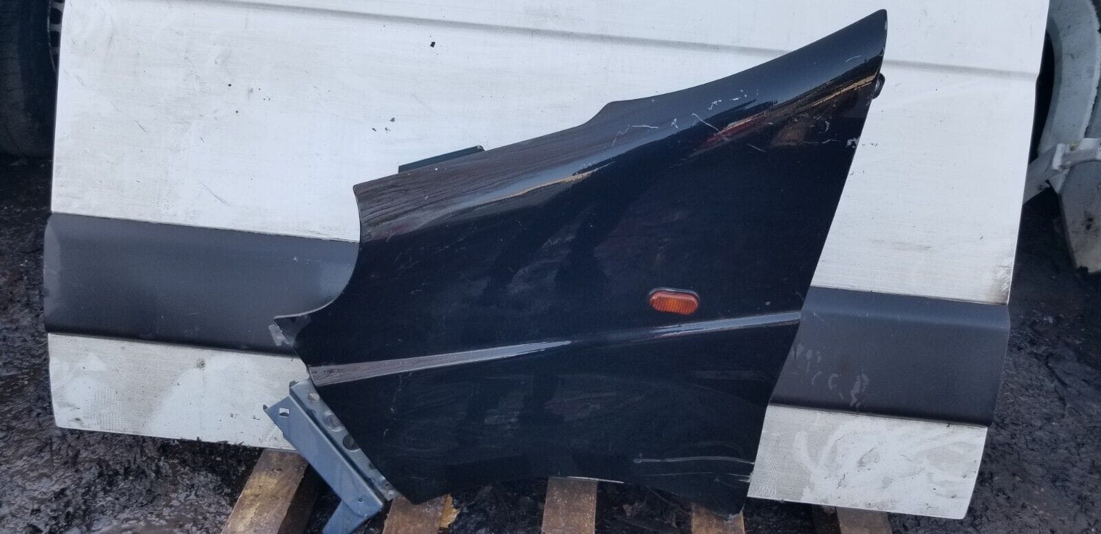 2001-2014 MK2 RENAULT TRAFIC FRONT WING LH PASSENGER SIDE BLACK