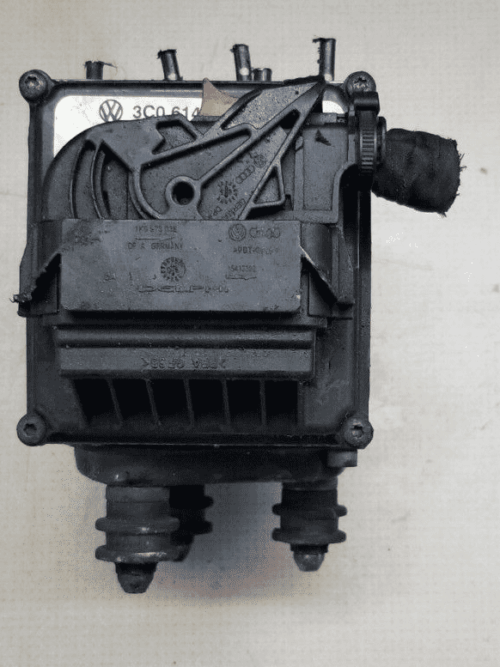 2005 - 2010 Vw Passat - Abs Pump - P/N: 3C0.614.095.P |O