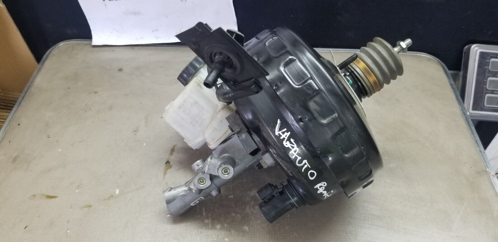 OEM Mercedes-Benz E-Class Hybrid Brake Servo Unit A2124302330