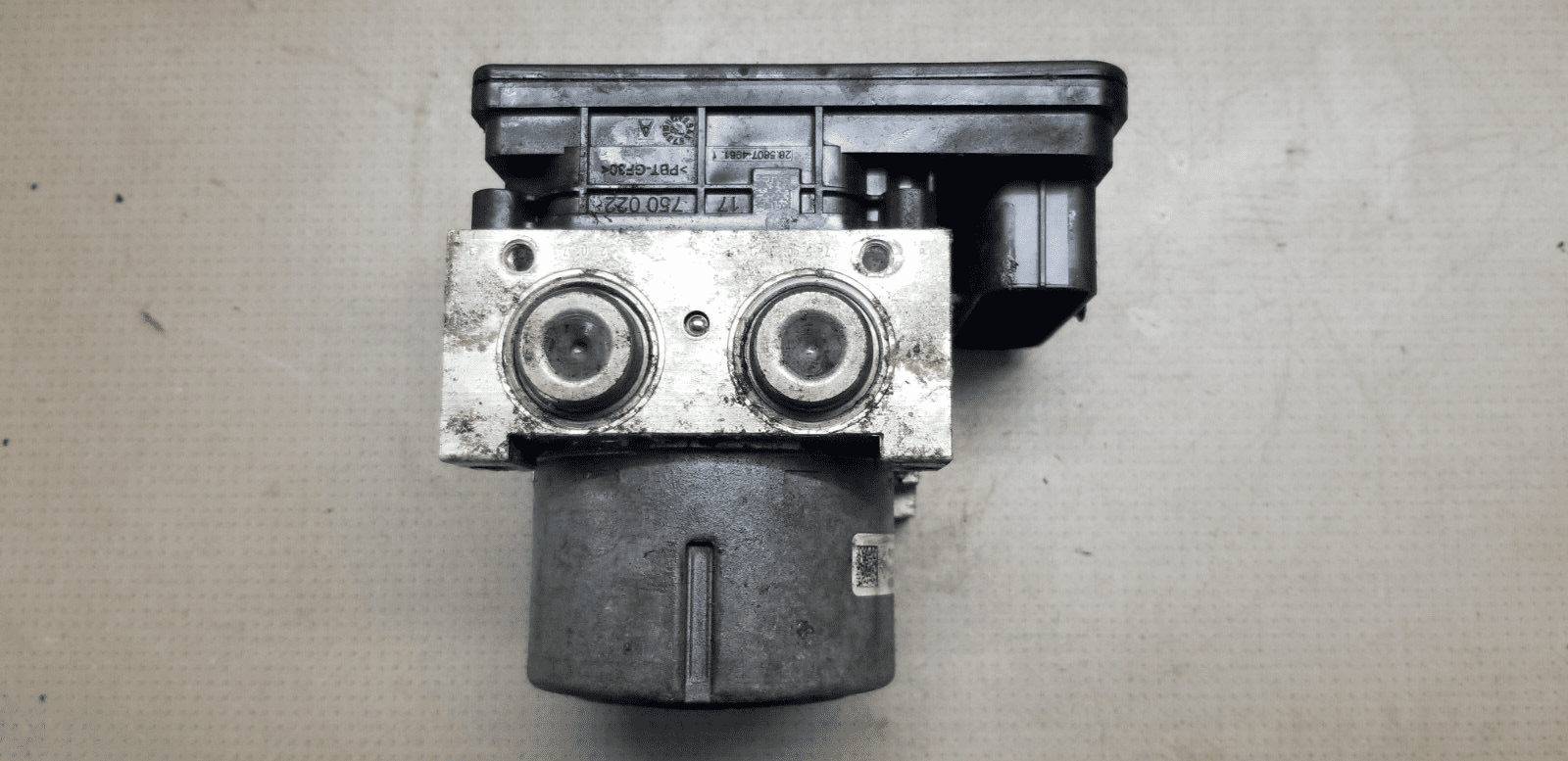 2015 Renault Trafic III ABS Pump Unit 1.6L Diesel 476607609R |O - Image 7