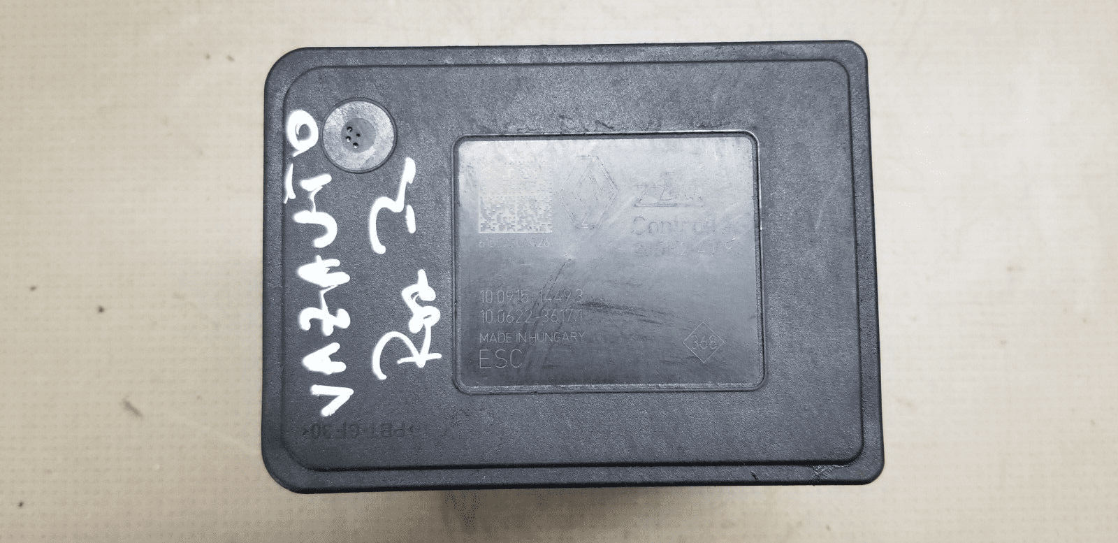 2015 Renault Trafic III ABS Pump Unit 1.6L Diesel 476607609R |O