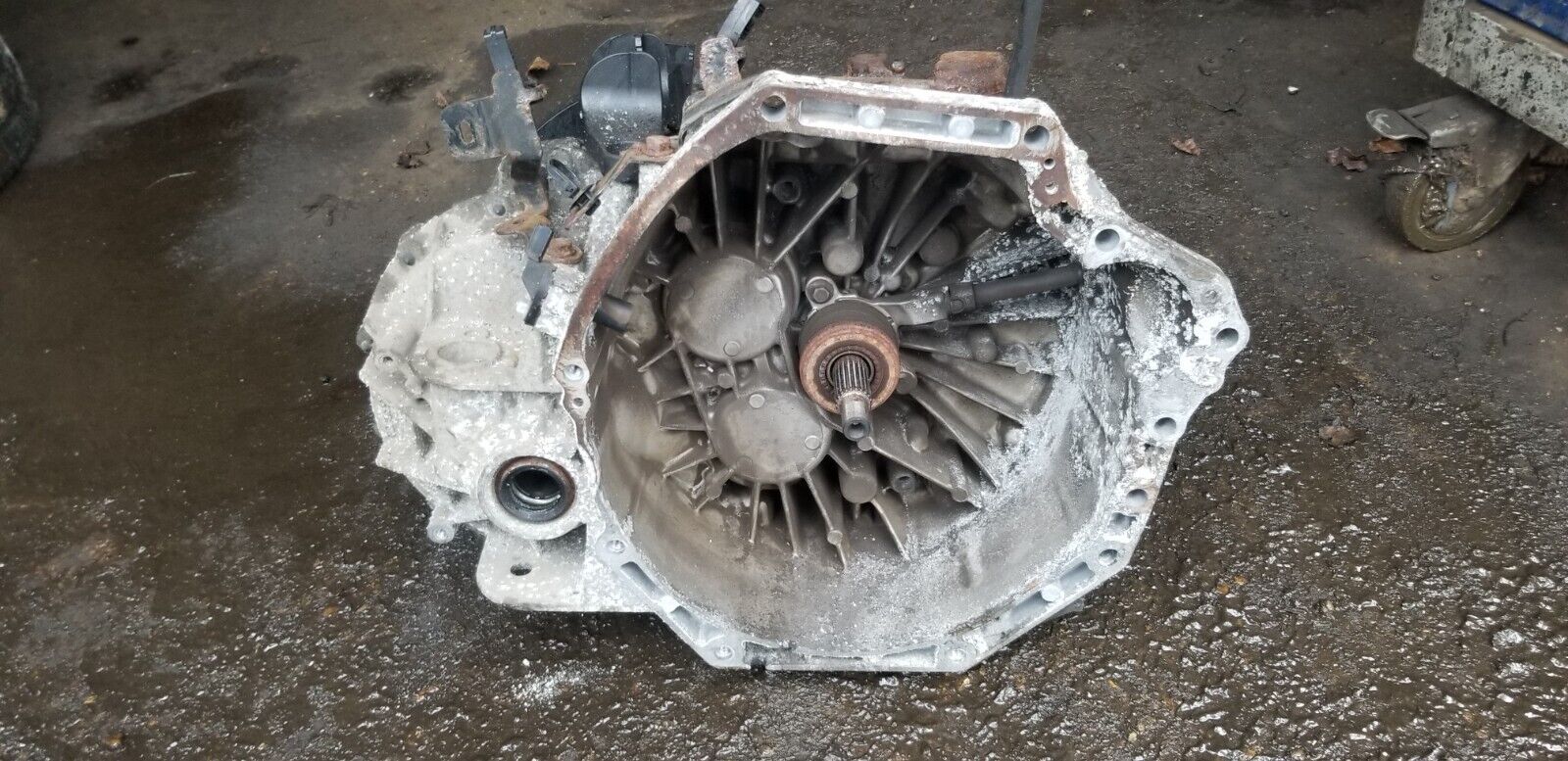 2015 Vauxhall Vivaro, Gearbox 1598Cc Diesel, Manual, Pf6R9M 304017407R