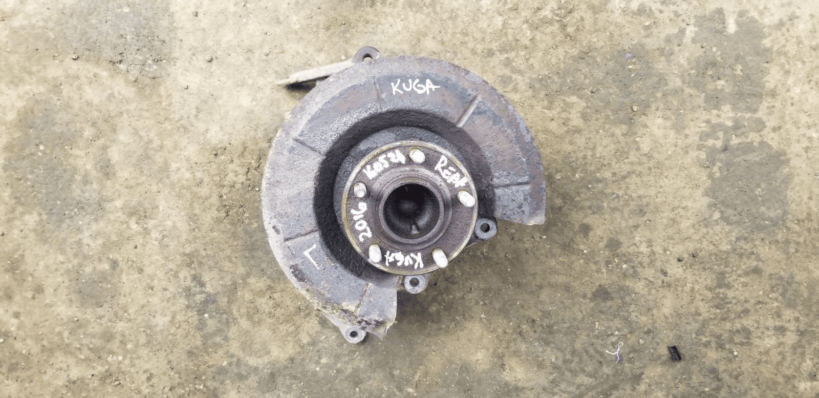 2016 Ford Kuga 2.0 TDCi N/S/R Passenger Side Rear Wheel Hub |O