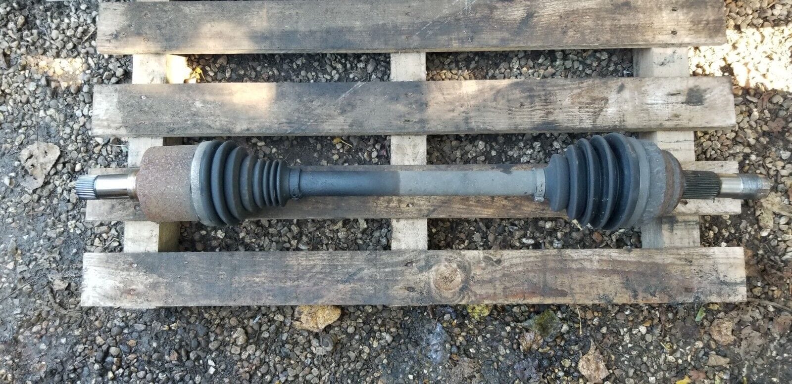 Used 2018 Peugeot Boxer front passenger driveshaft – full view