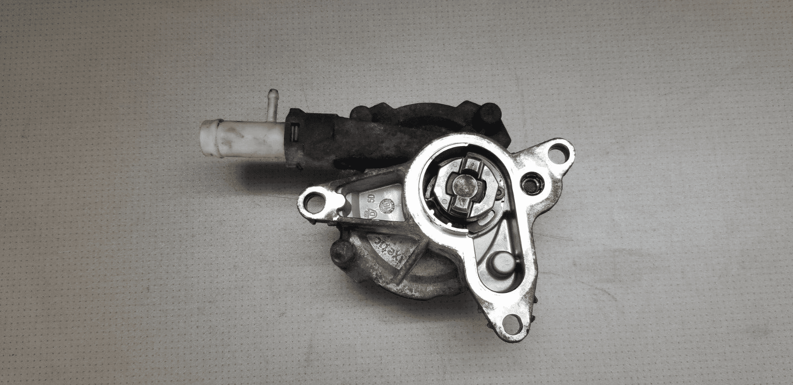 2018 RENAULT MASTER MK3 Box FV Vacuum Pump 8201058554 2.3dCi 92kw