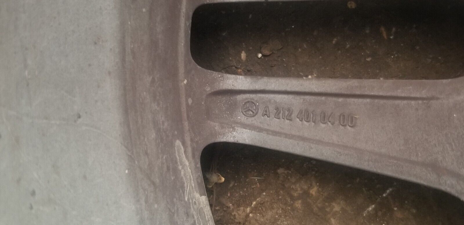 Rear view of Mercedes E-Class W212 18-inch AMG alloy wheel A2124010400