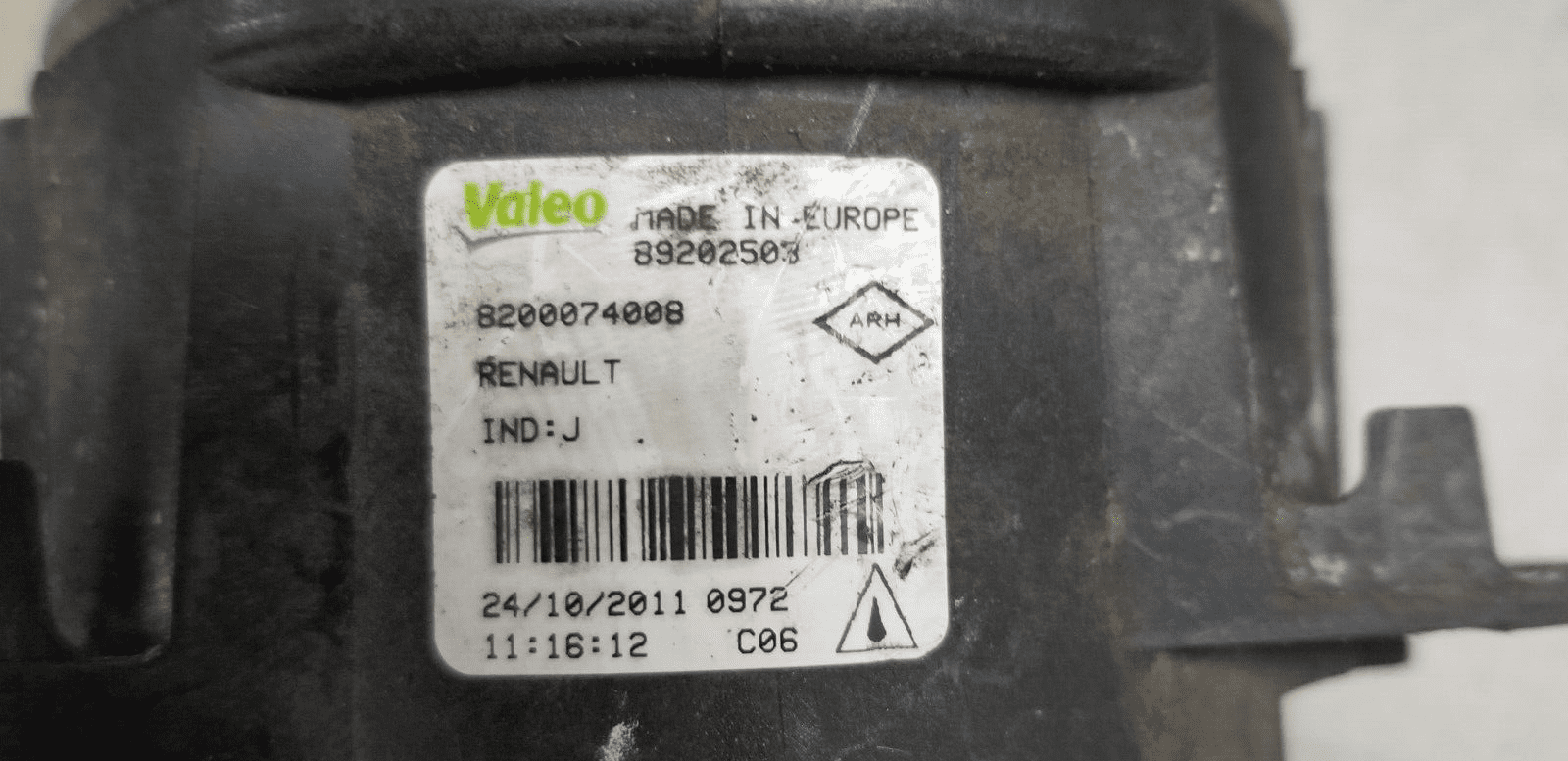 8200074008 Fog Light For Renault Megane |O - Image 5