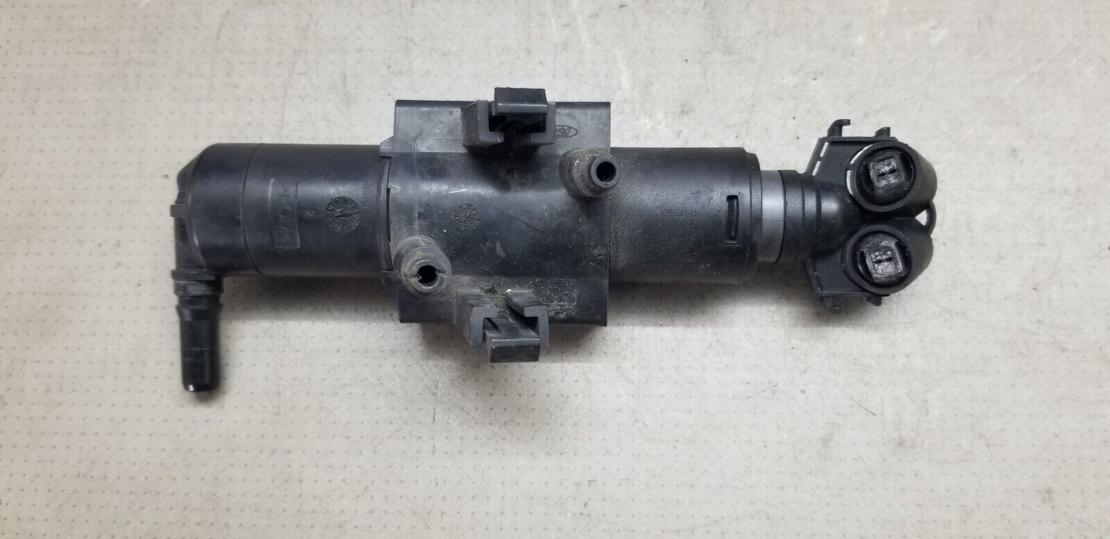 Ford Kuga Headlight Washer Jet Drivers Front Mk2 2012 - 2017 CV44-13L014-BA |O - Image 3