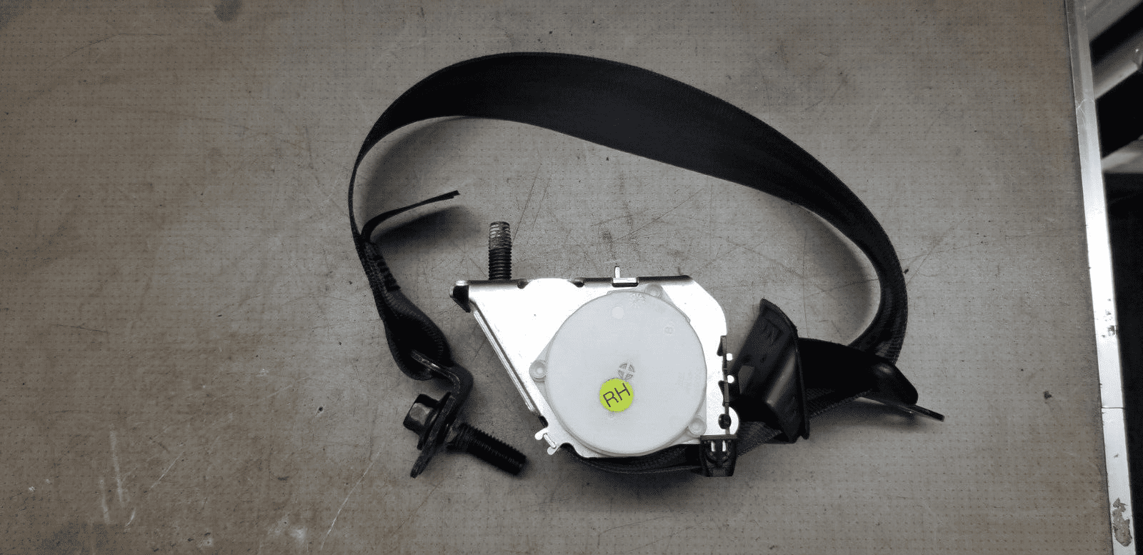 Ford Kuga Mk2 rear right seat belt CV44-611B68-AH3JA6