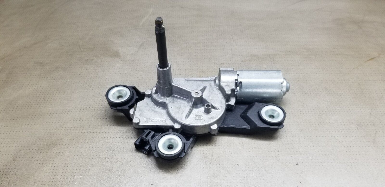 Ford Galaxy Rear Wiper Motor 0390201210 Mk3 2011 - Image 3