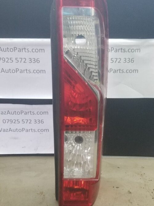 GENUINE MASTER DRIVERS TAIL LIGHT LAMP RIGHT Van 2015 RENAULT 2010-2023