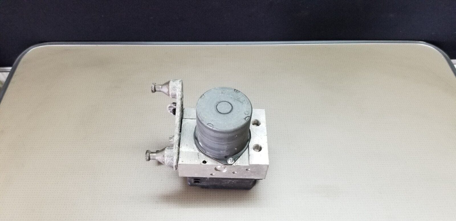 Bosch genuine ABS module bottom view A2124313512