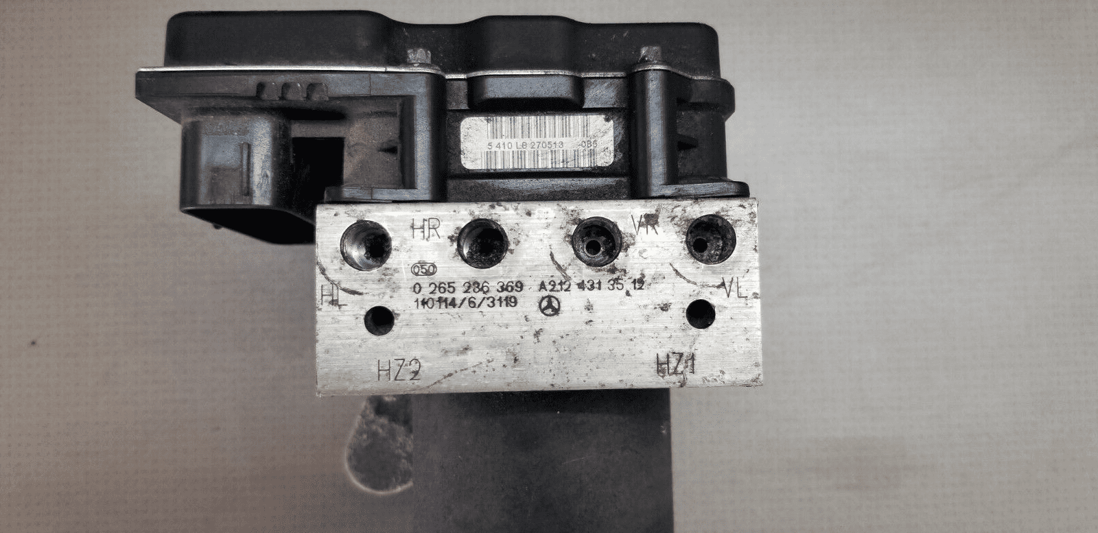 Genuine Mercedes Benz E Class W212 A2124313512 ABS Module 0265236369 - Image 5