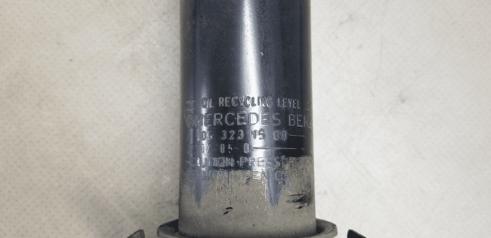 Genuine Mercedes Sprinter Shock Absorber Front A9063231500 - Image 3