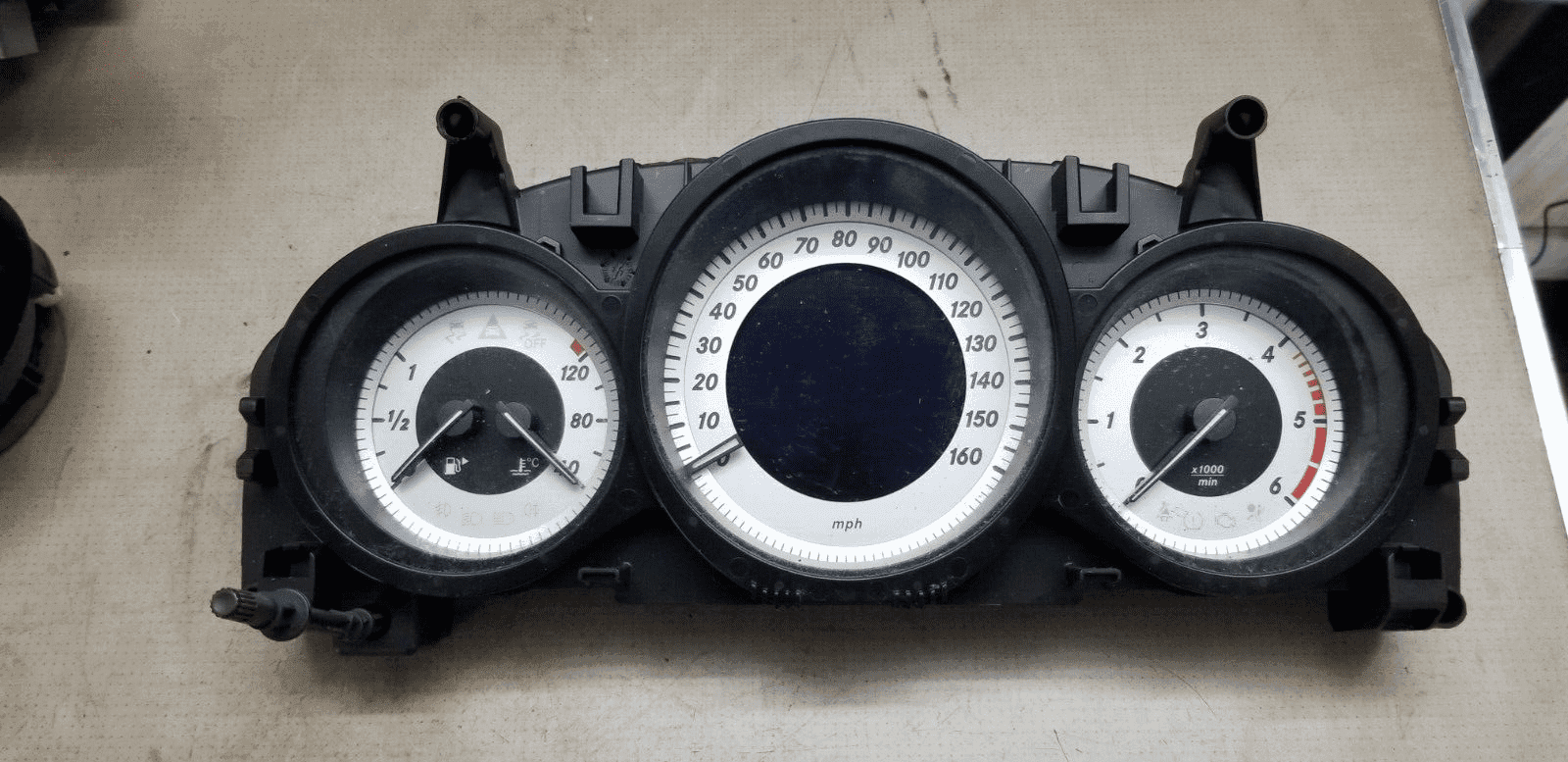 MERCEDES BENZ C CLASS 2007-2015 SPEEDOMETER/INSTRUMENT CLUSTER A2049002708